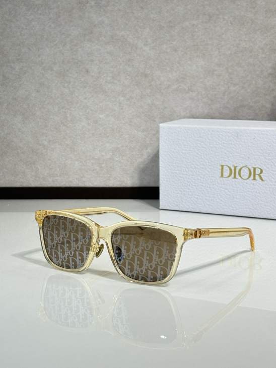 Picture of Dior Sunglasses _SKUfw76300866fw